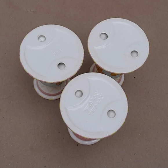 3 Vintage Avon Floral Candle Holders - Picture 4 of 6